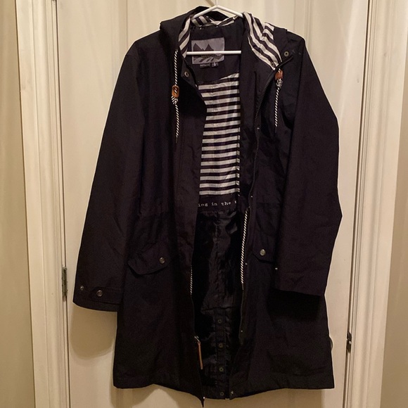 Windriver Jackets & Blazers - Windriver rain coat